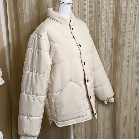 New Ivory Puffer Coat L - Picture 2 of 5